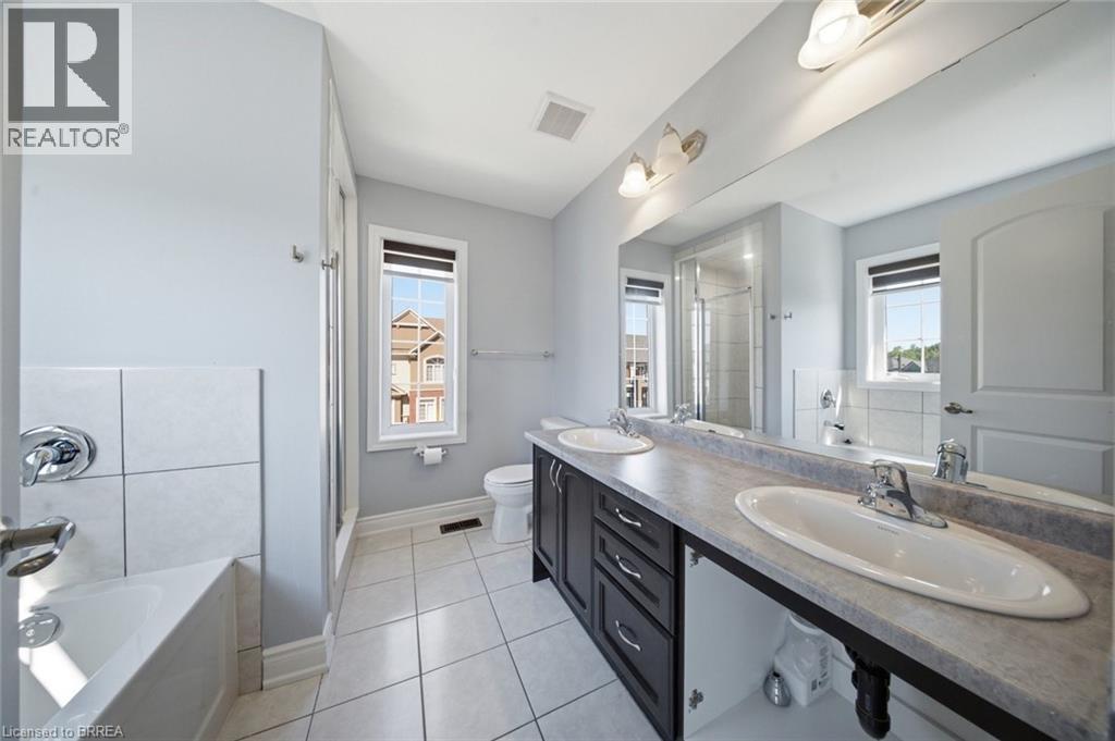 18 MACKLIN Street - 23