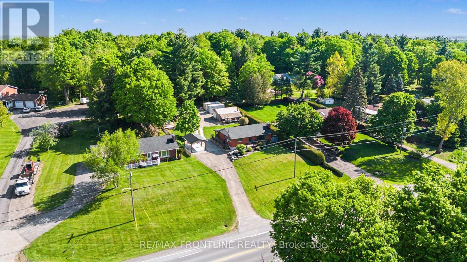2436 RIDEAU FERRY ROAD - 1