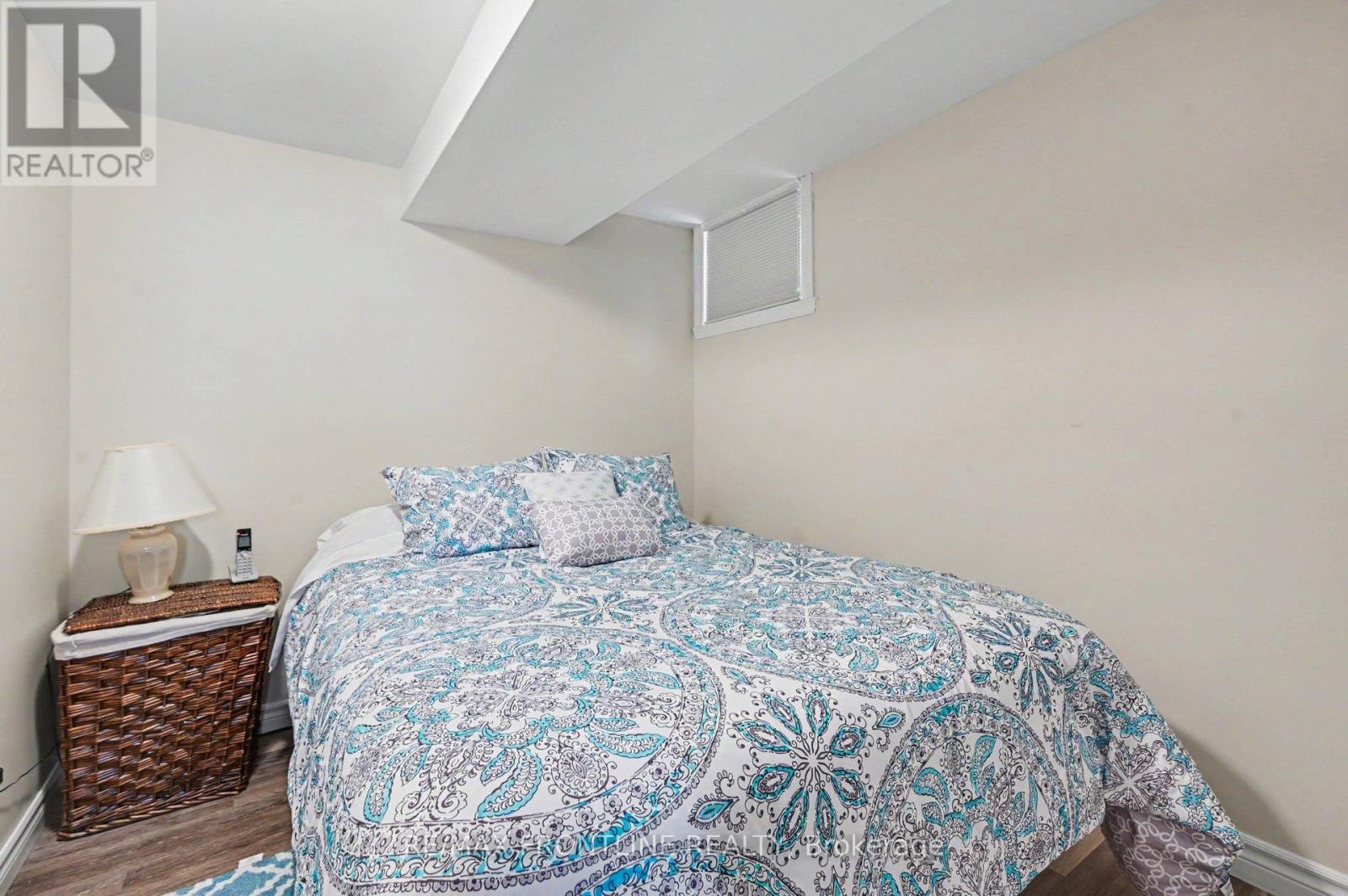 2436 RIDEAU FERRY ROAD - 21