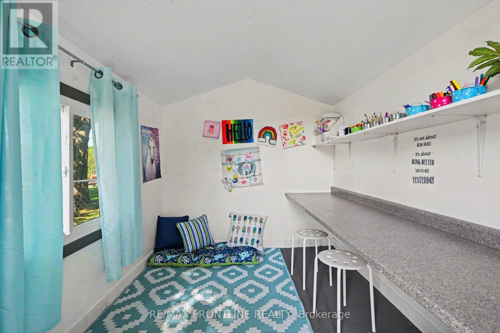 2436 RIDEAU FERRY ROAD - 29