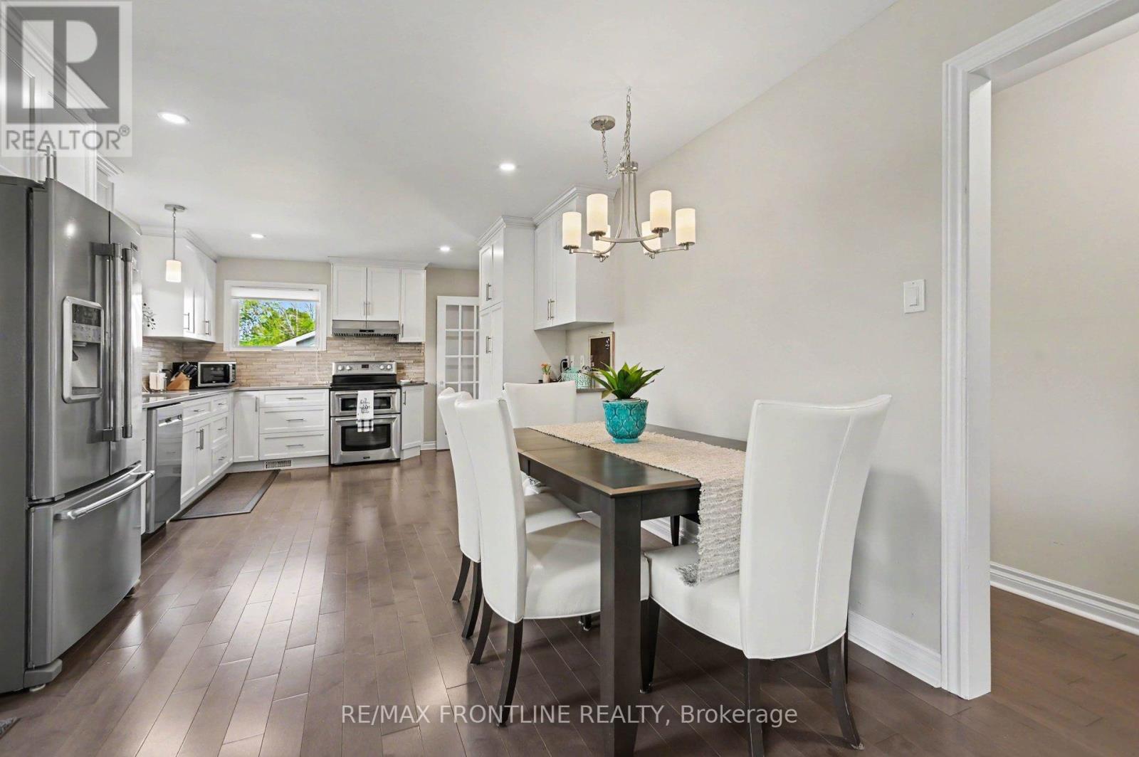 2436 RIDEAU FERRY ROAD - 7