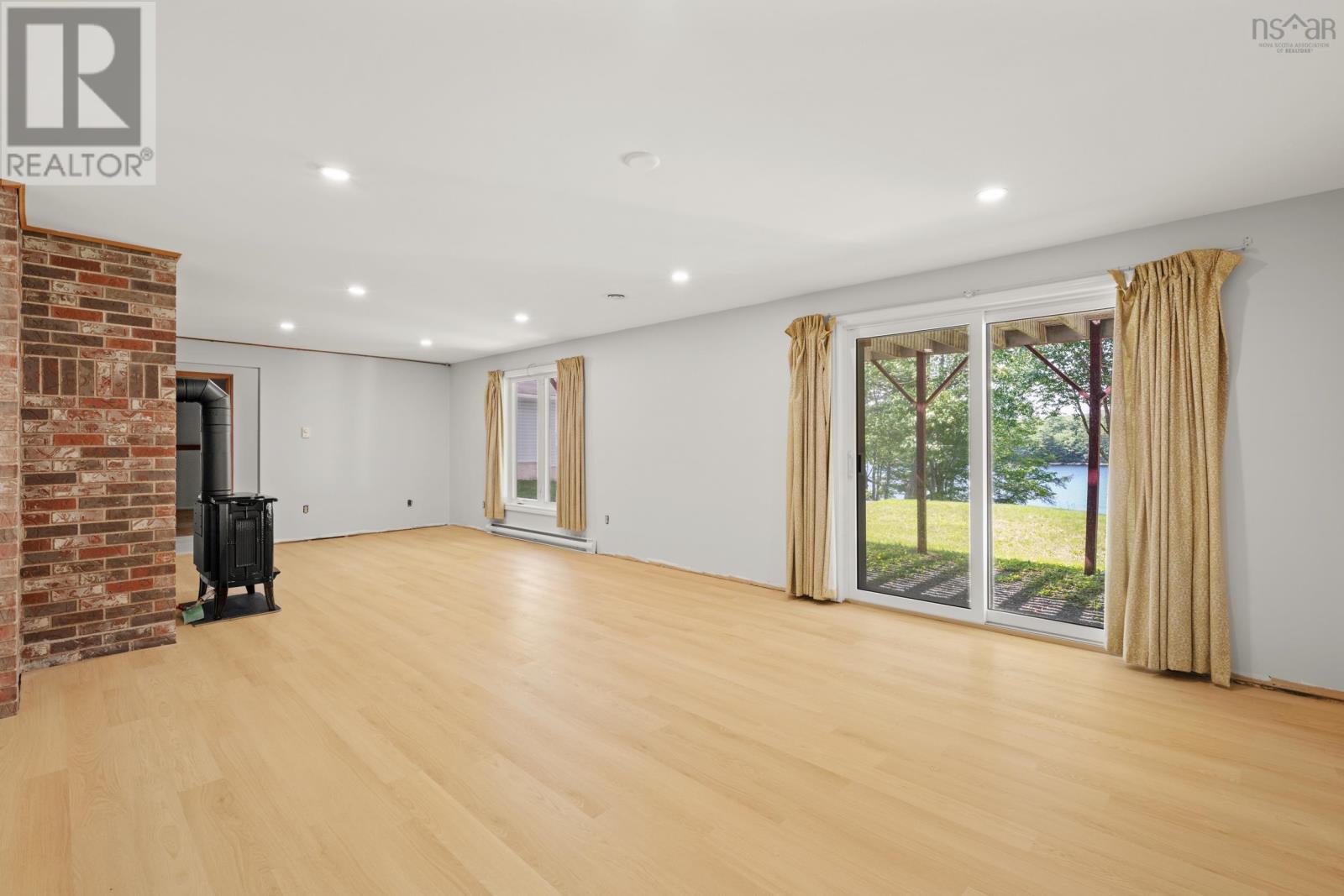 114 Joyce Court - 27