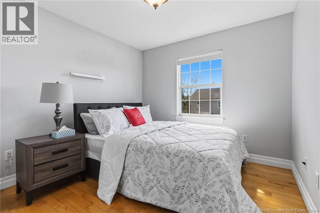 385 Mandeville Street - 16