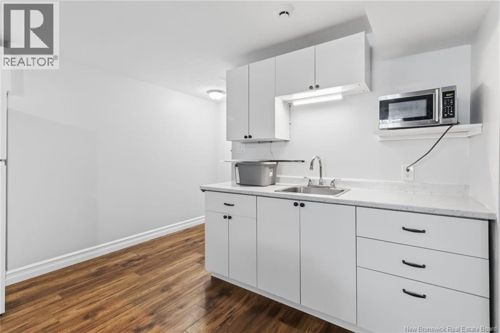 385 Mandeville Street - 20