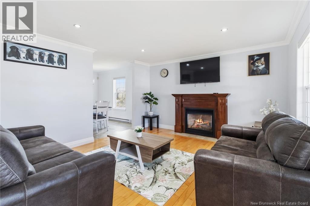 385 Mandeville Street - 3