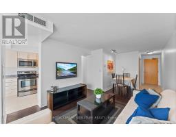 1411 - 212 Eglinton Avenue E, Toronto, ON M4P0A3 Photo 7