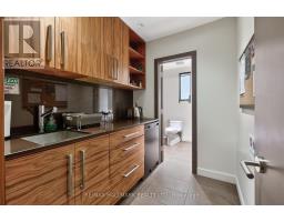 3 Rowanwood Avenue E, Toronto, ON M4W1Y5 Photo 8