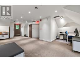 3 Rowanwood Avenue E, Toronto, ON M4W1Y5 Photo 7