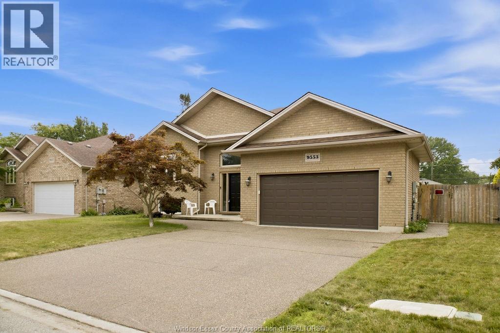 9553 MANITOU - 1