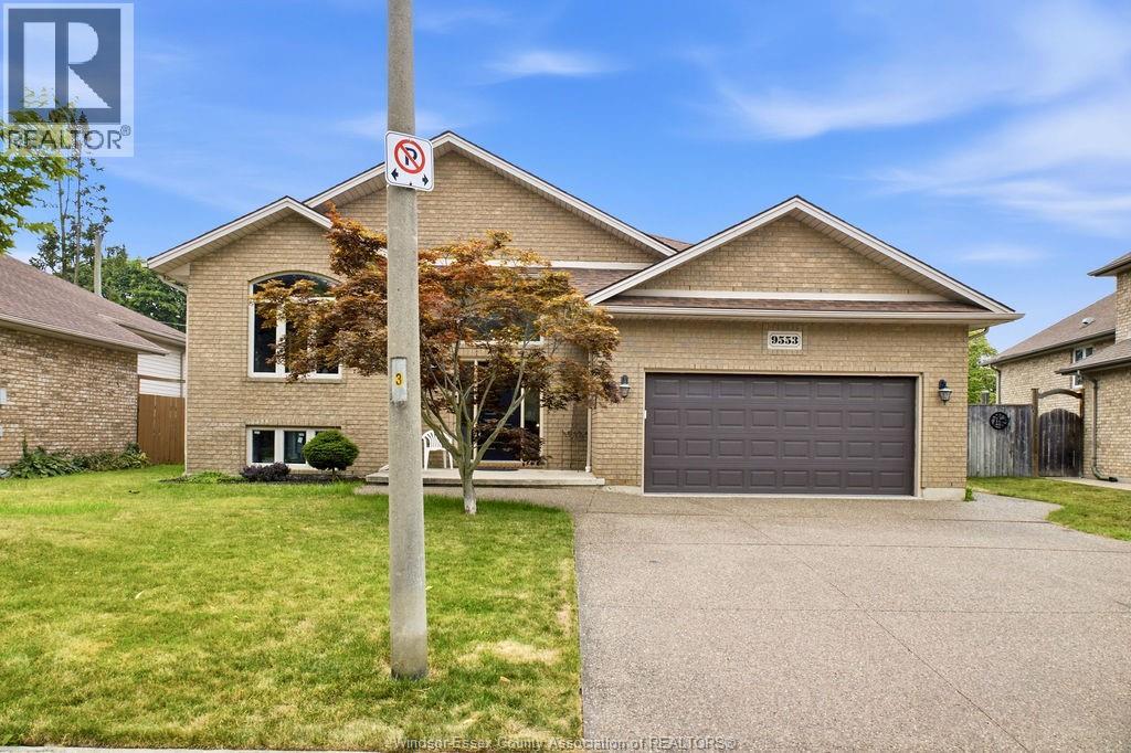 9553 MANITOU - 2