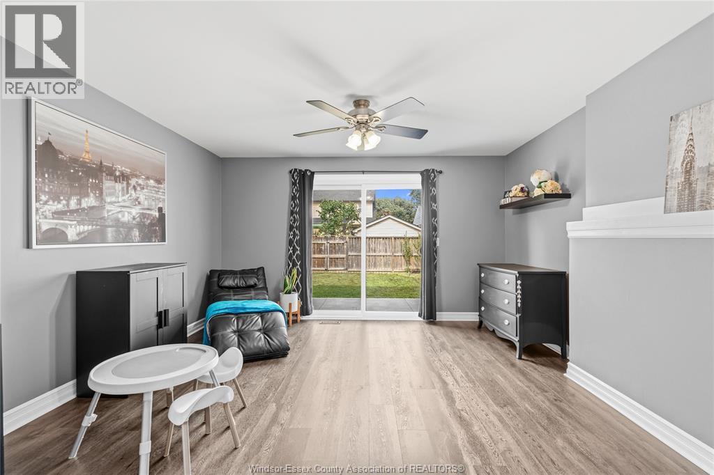 2282 WOODLAWN - Image 10