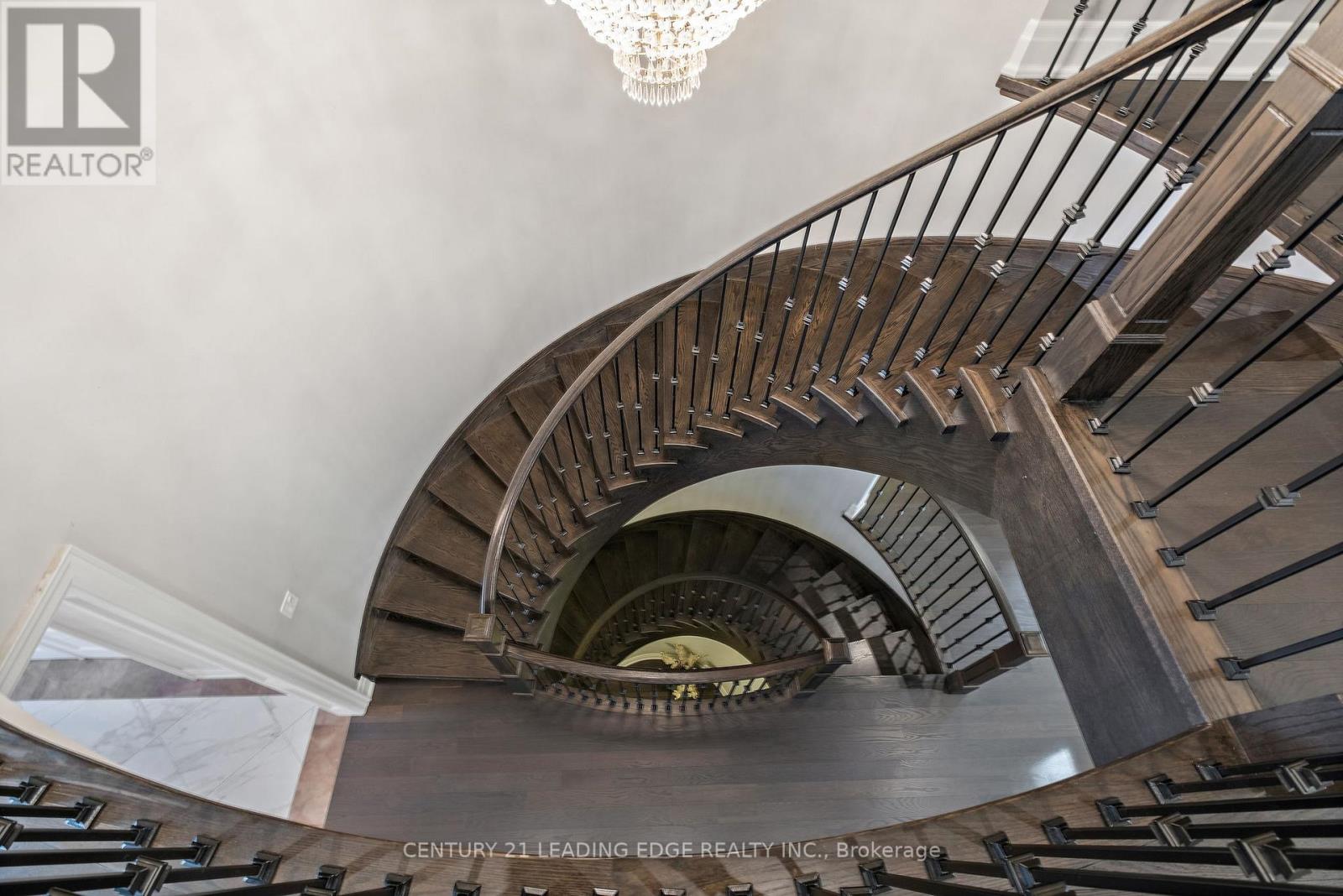 12 JONQUIL CRESCENT - 21