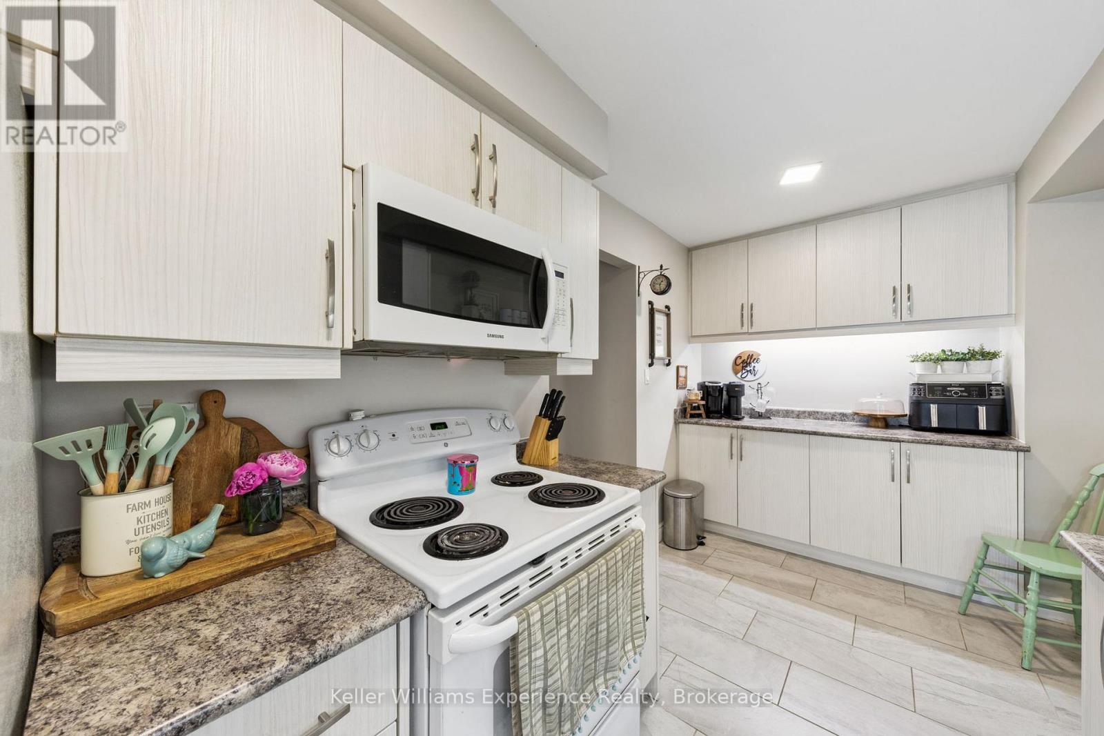 #23 2 BERNICK DRIVE - 7
