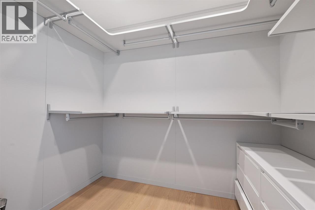 3 Bed, 3 Bath House for Rent in Vancouver – 3X03 899 PACIFIC STREET, Vancouver – MLS# R3148321 - Image 11