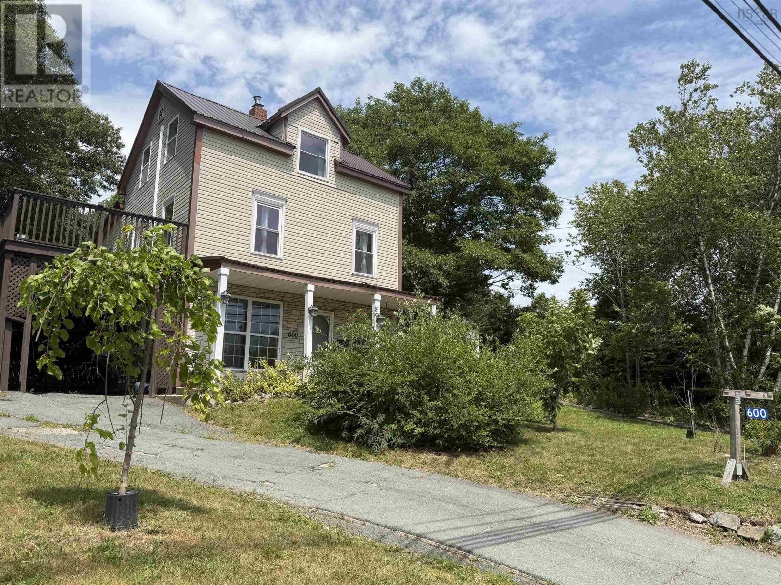 600 Rocky Lake Drive - 4