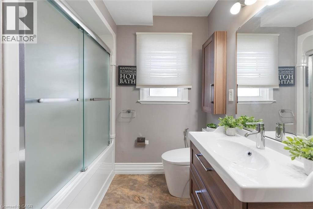 1063 JOAN Drive - 20