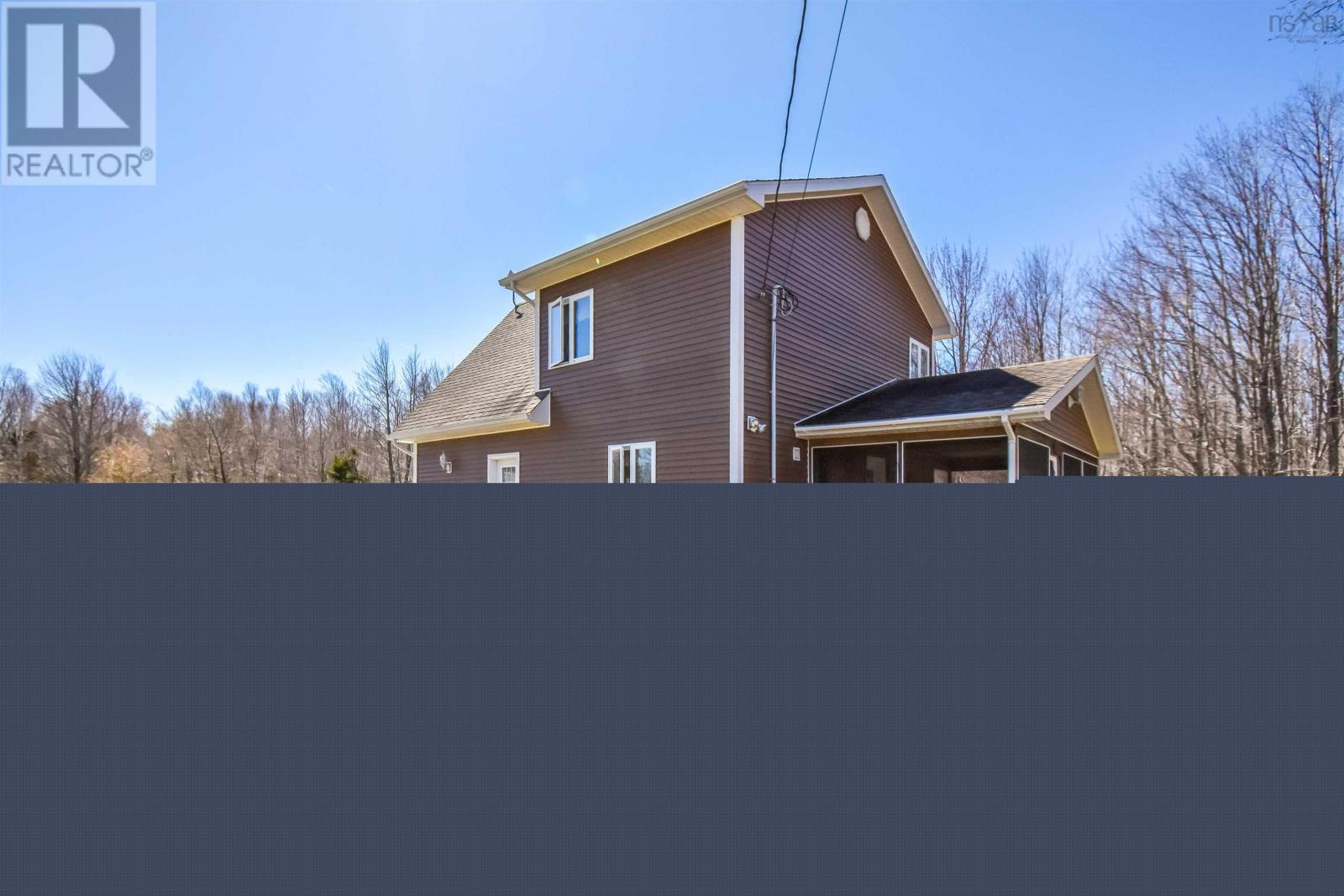 1893 Pugwash River Road - 40