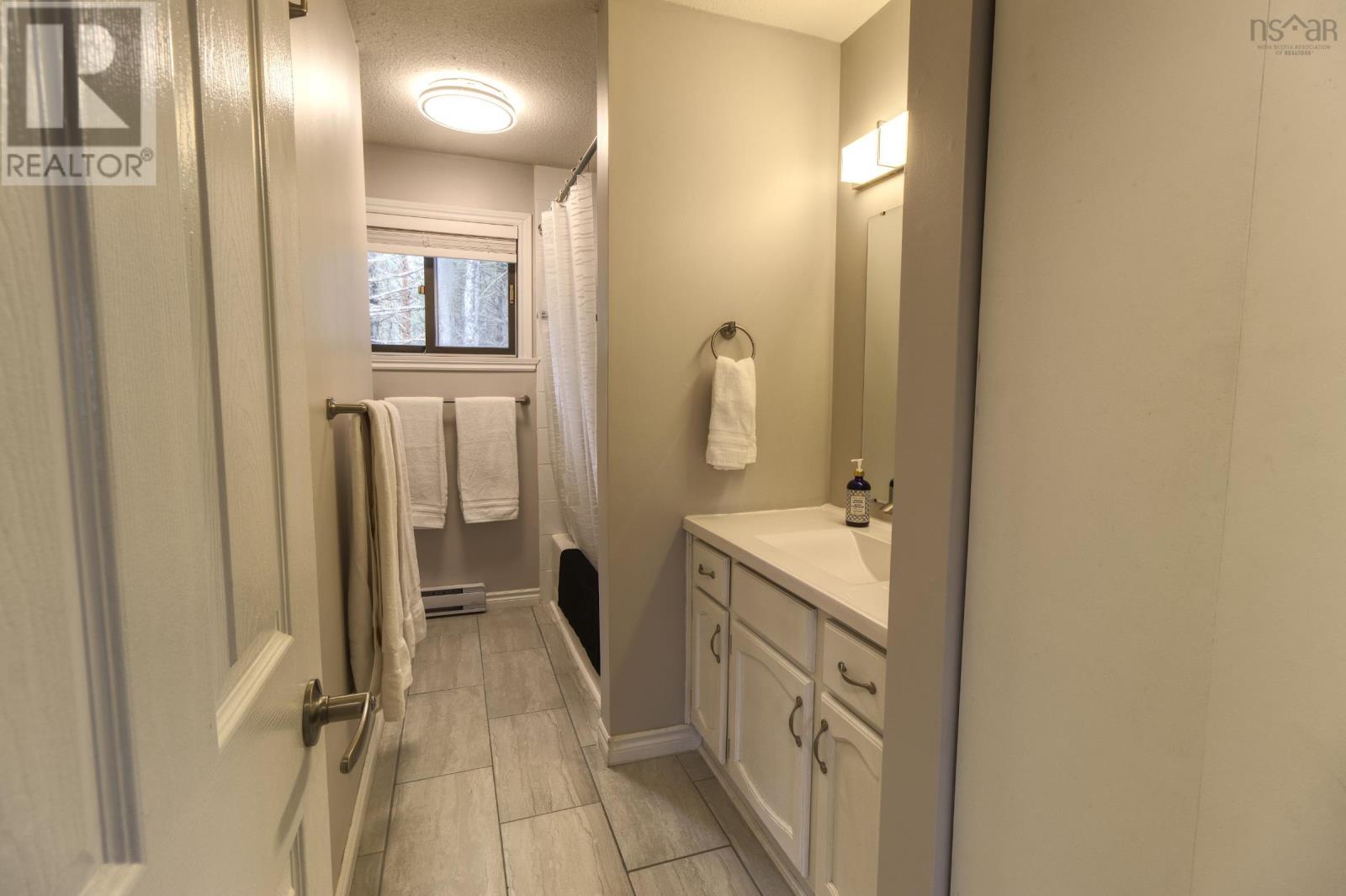 1215 Mayhew Drive - 19