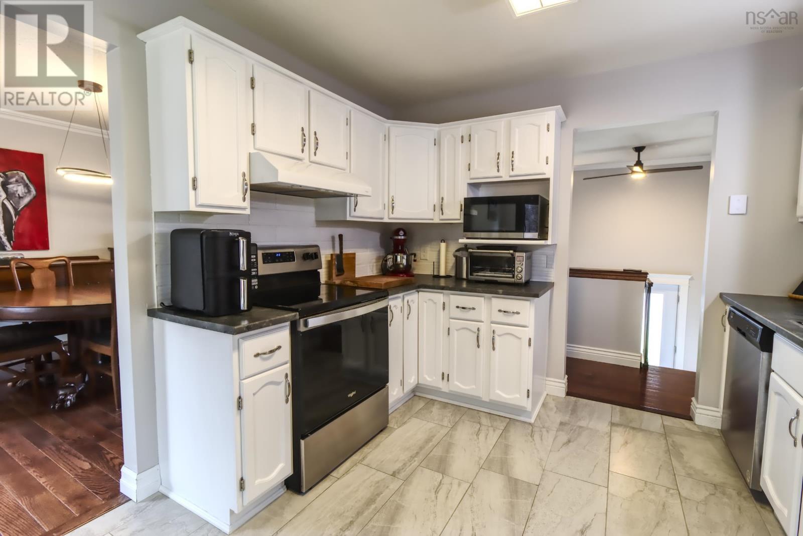 1215 Mayhew Drive - 15