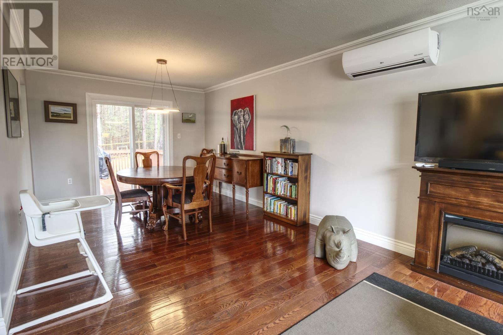1215 Mayhew Drive - 10