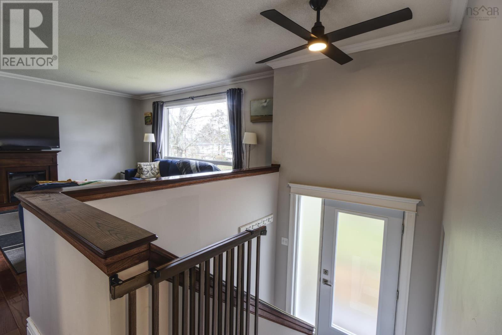1215 Mayhew Drive - 5