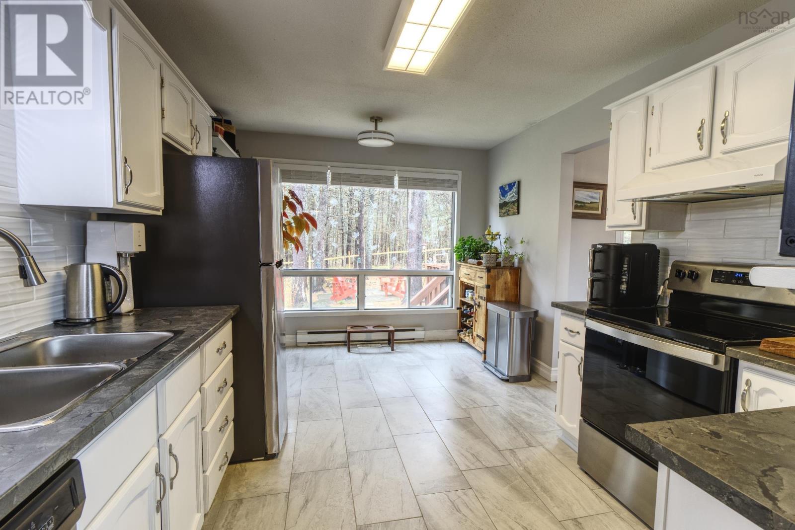 1215 Mayhew Drive - 14