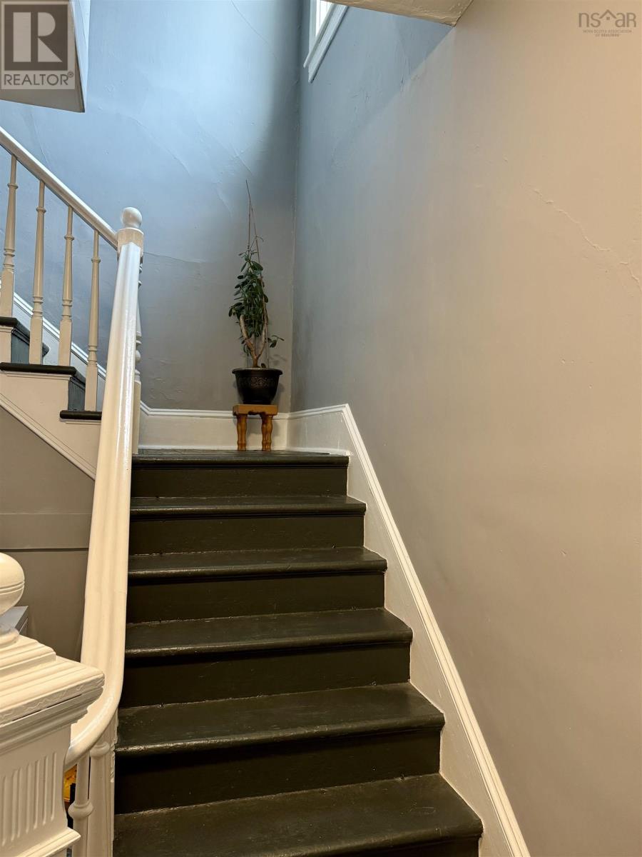 67 Lyman Street - 17