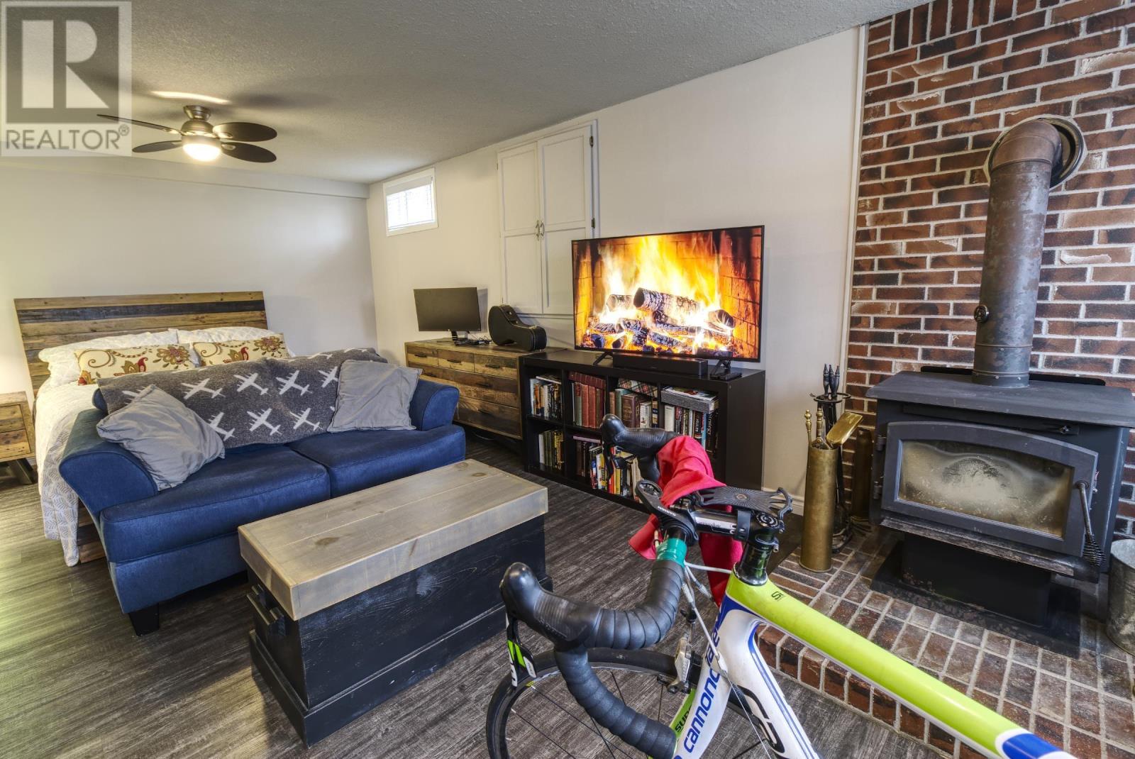 1215 Mayhew Drive - 32
