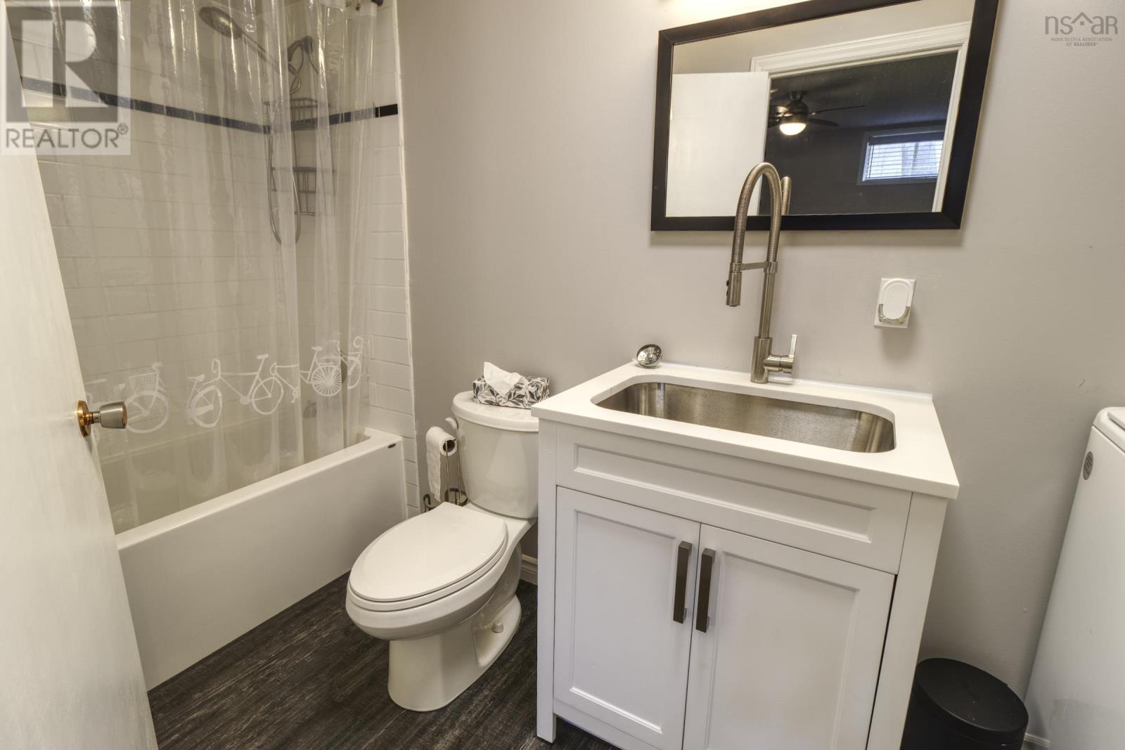 1215 Mayhew Drive - 36