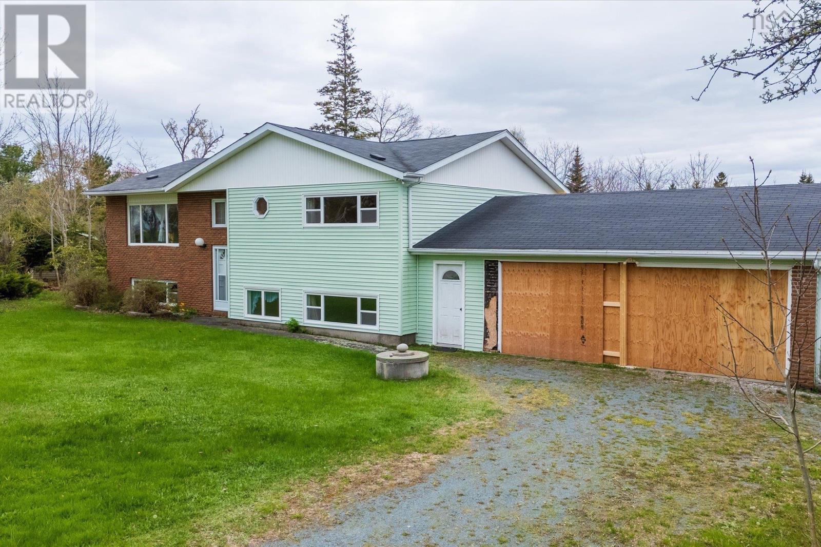 5407 Highway 3 - 44