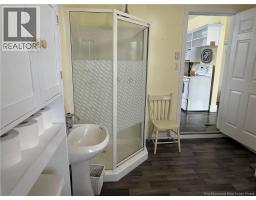 Bath (# pieces 1-6) - 557 East Riverside Drive, Perth Andover, NB E7H1Y4 Photo 9