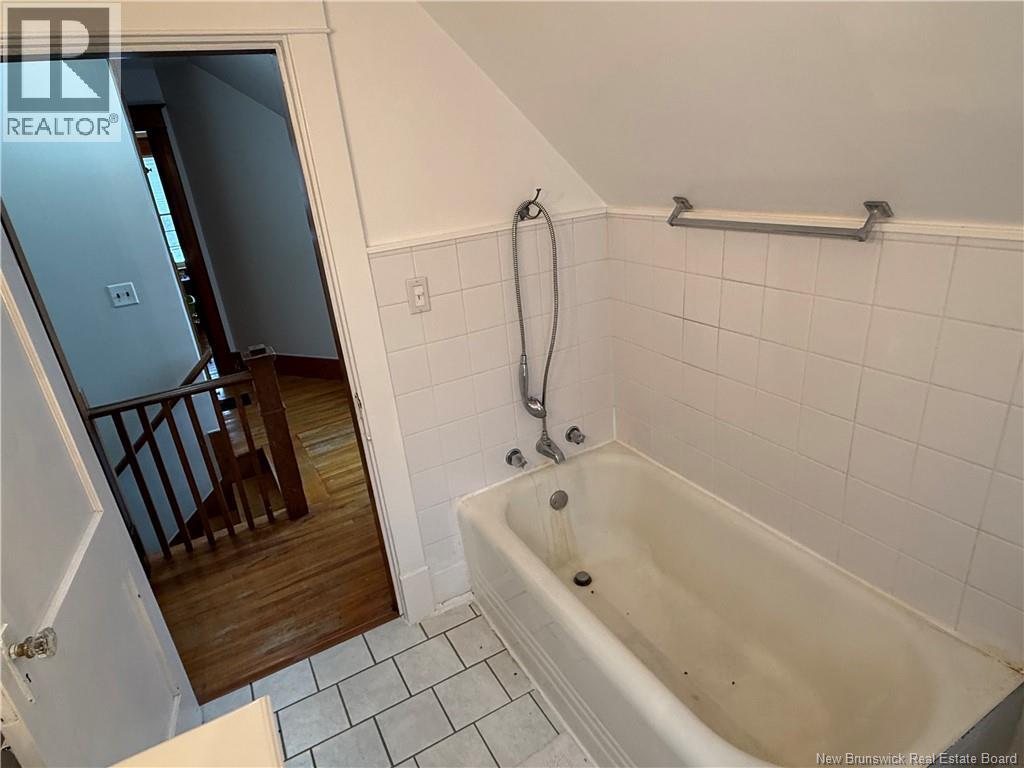 557 East Riverside Drive - 28