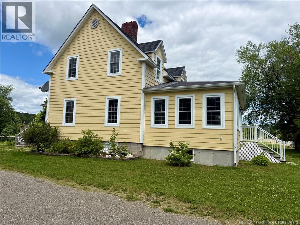 557 East Riverside Drive - Image 40
