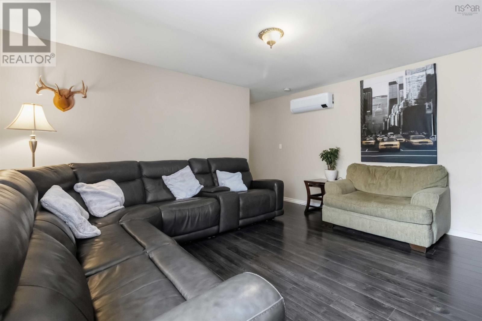 865 Prospect Road - 11