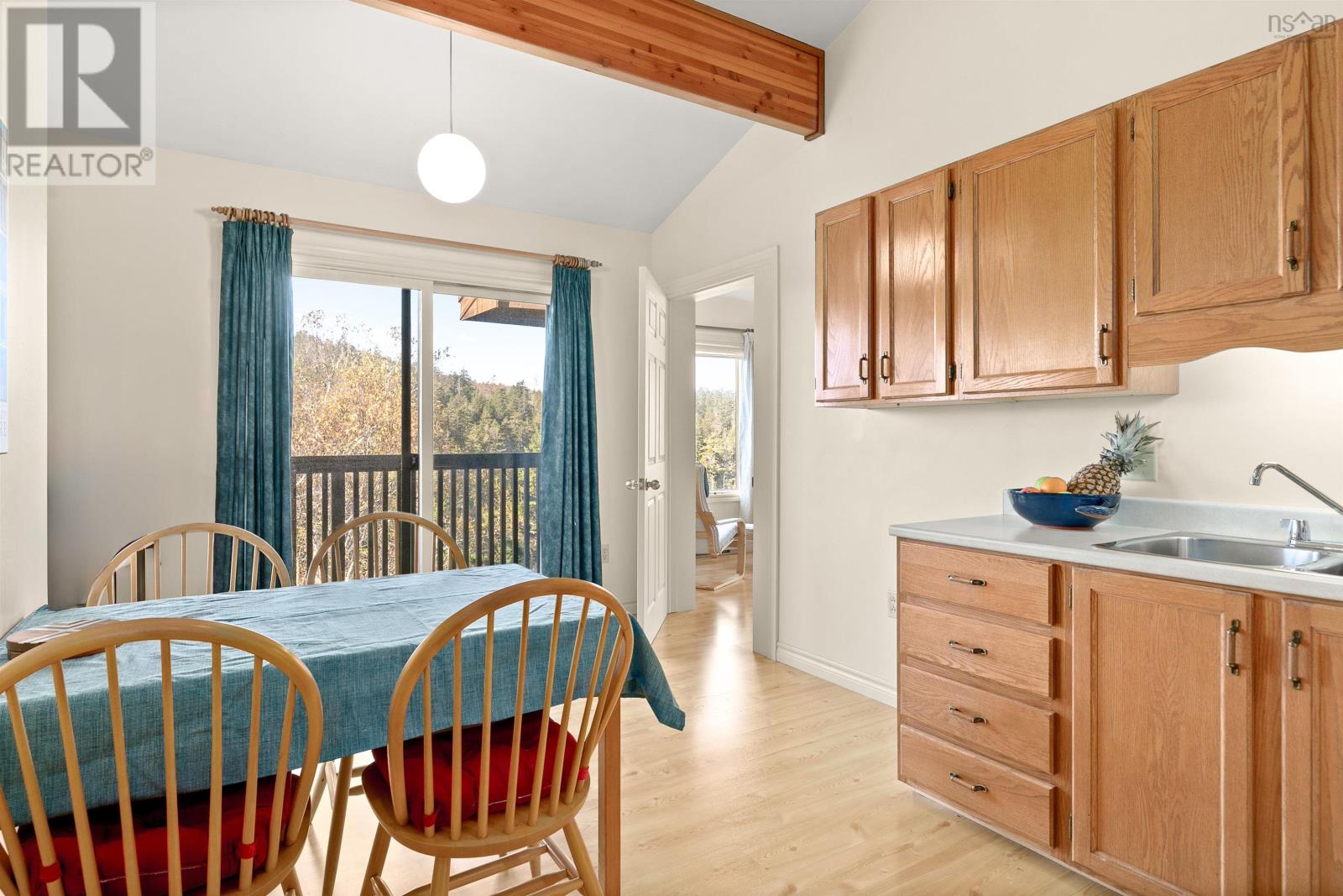 #203 25 Ocean Marina Drive - 10