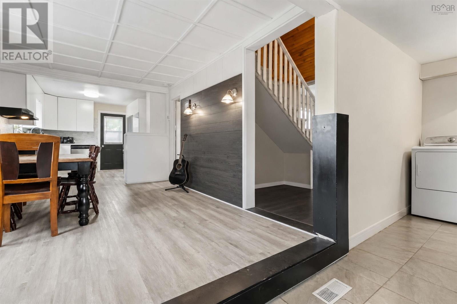 865 Prospect Road - 21