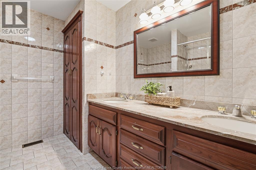 2073 Lesperance ROAD - 18
