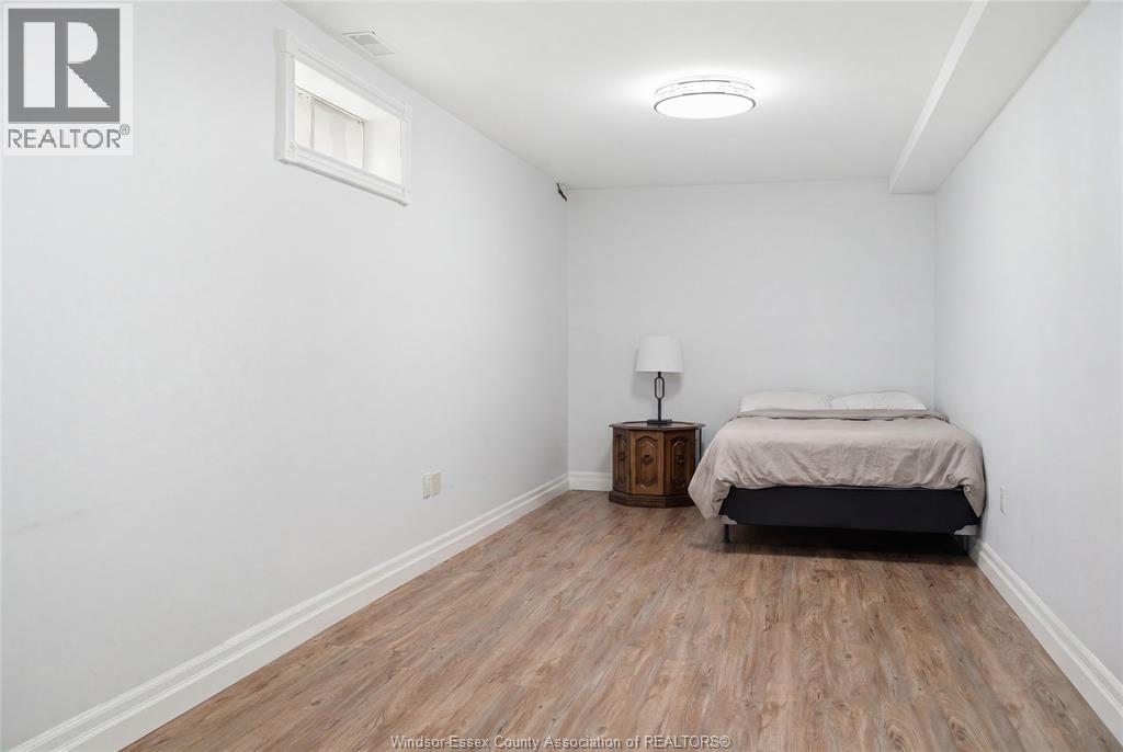 2073 Lesperance ROAD - 36