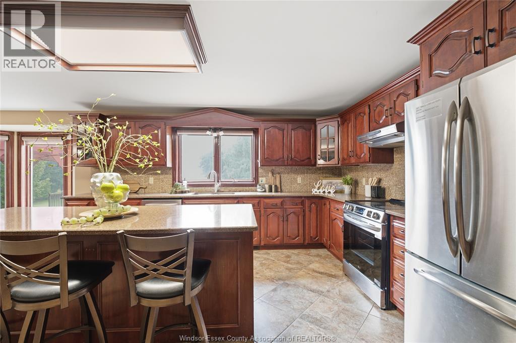 2073 Lesperance ROAD - 8