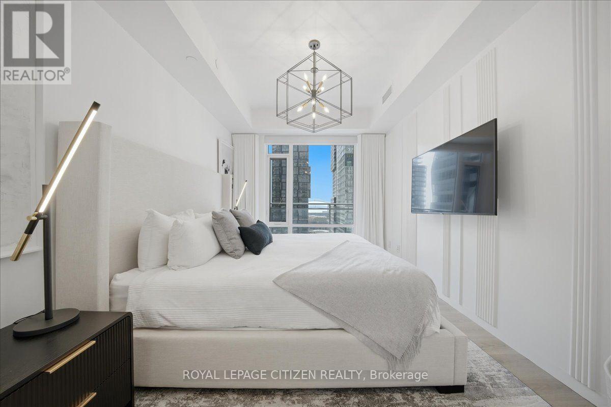 #1911 21 WIDMER STREET - Image 23