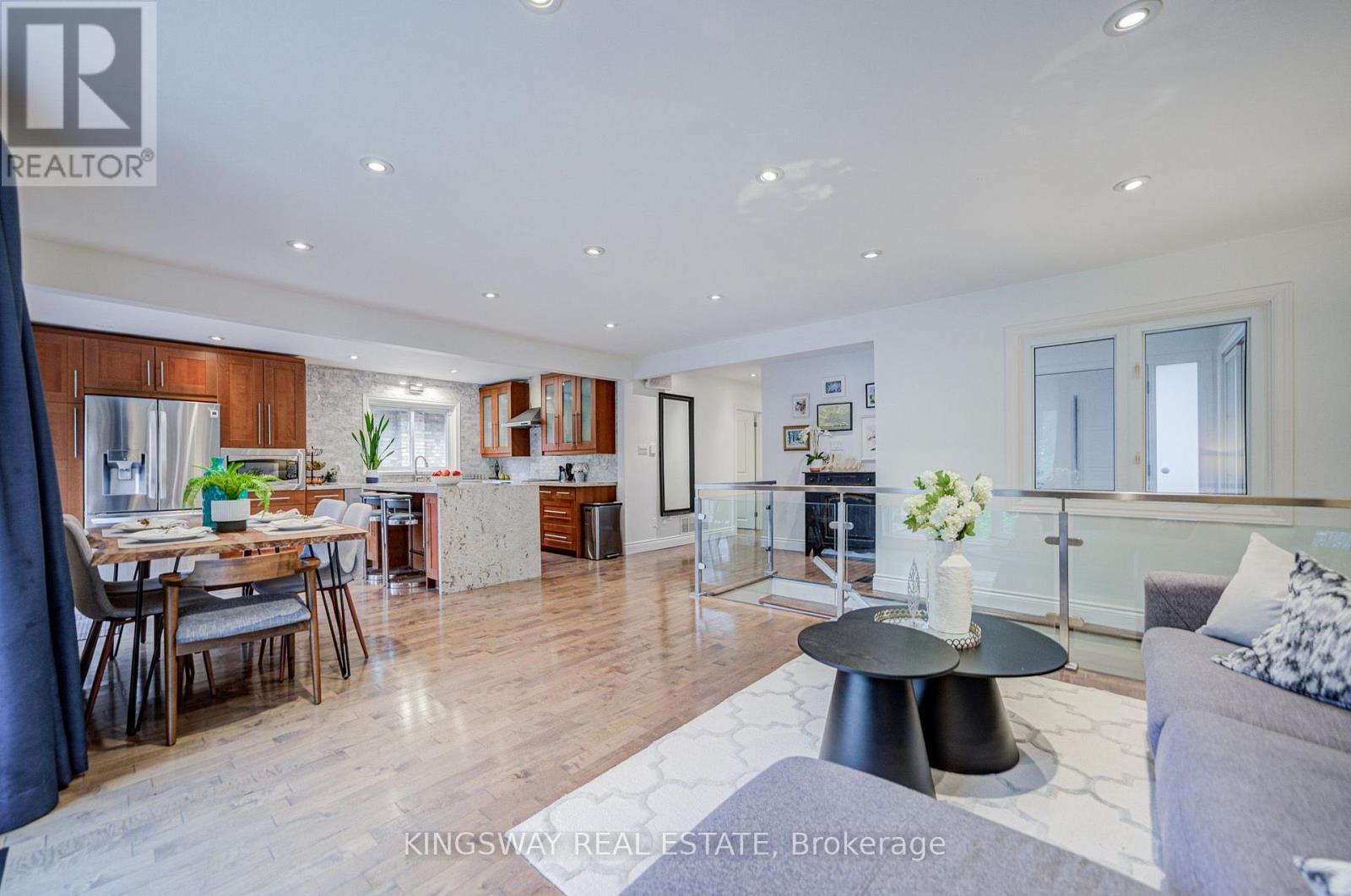 20 WIGMORE DRIVE - 9