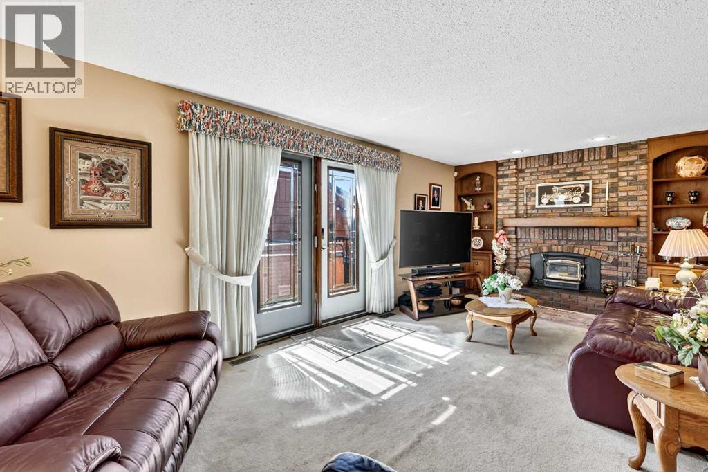 168 Templewood Drive NE - 21