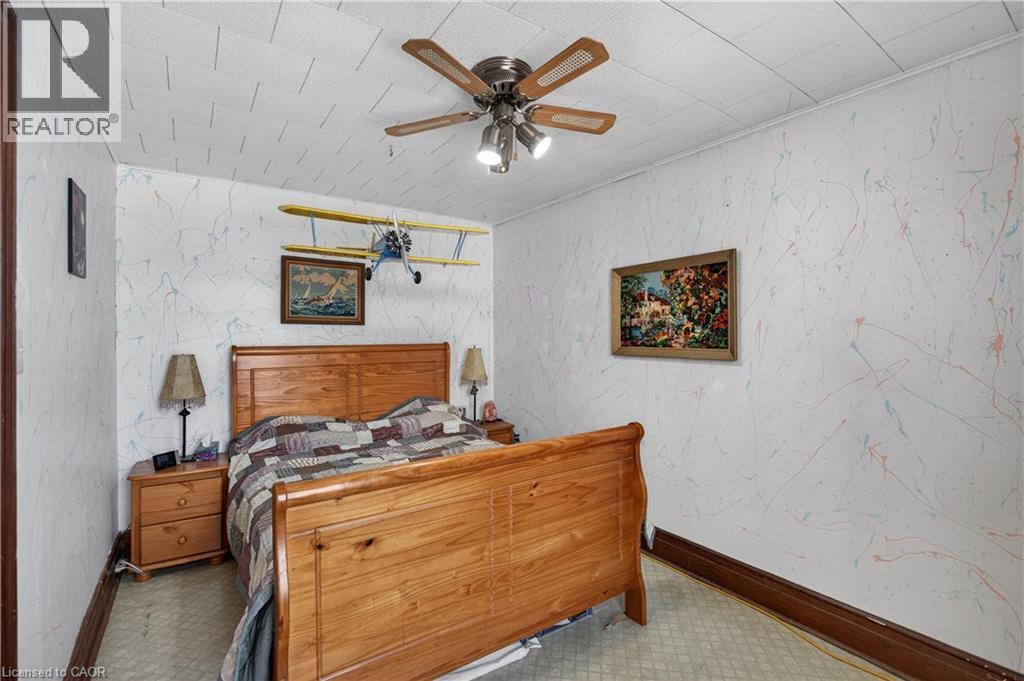 113 FREELTON Road - 30