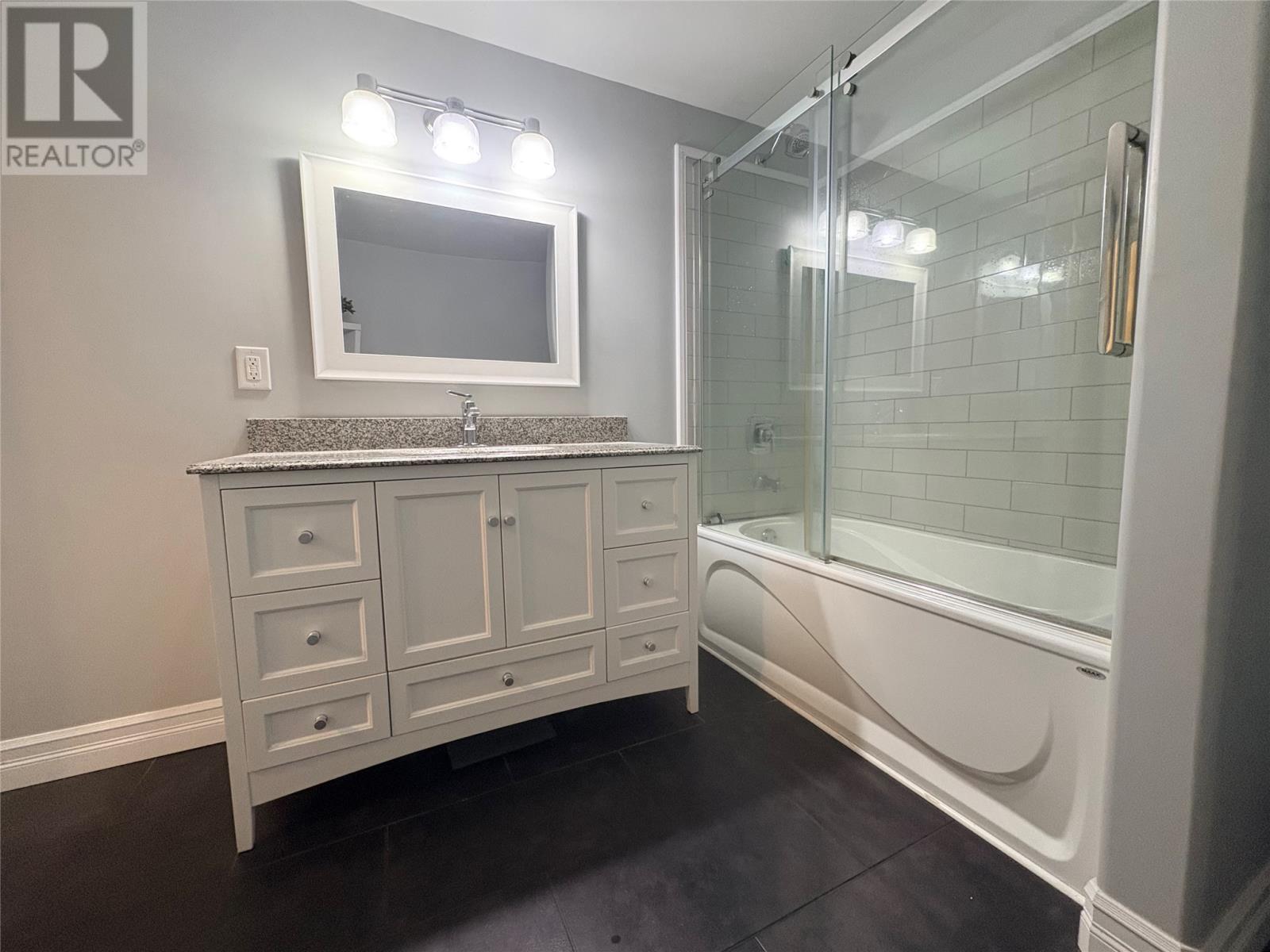 18-22 Bight Road - 31
