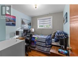 13 Dunn's Place thumbnail 19