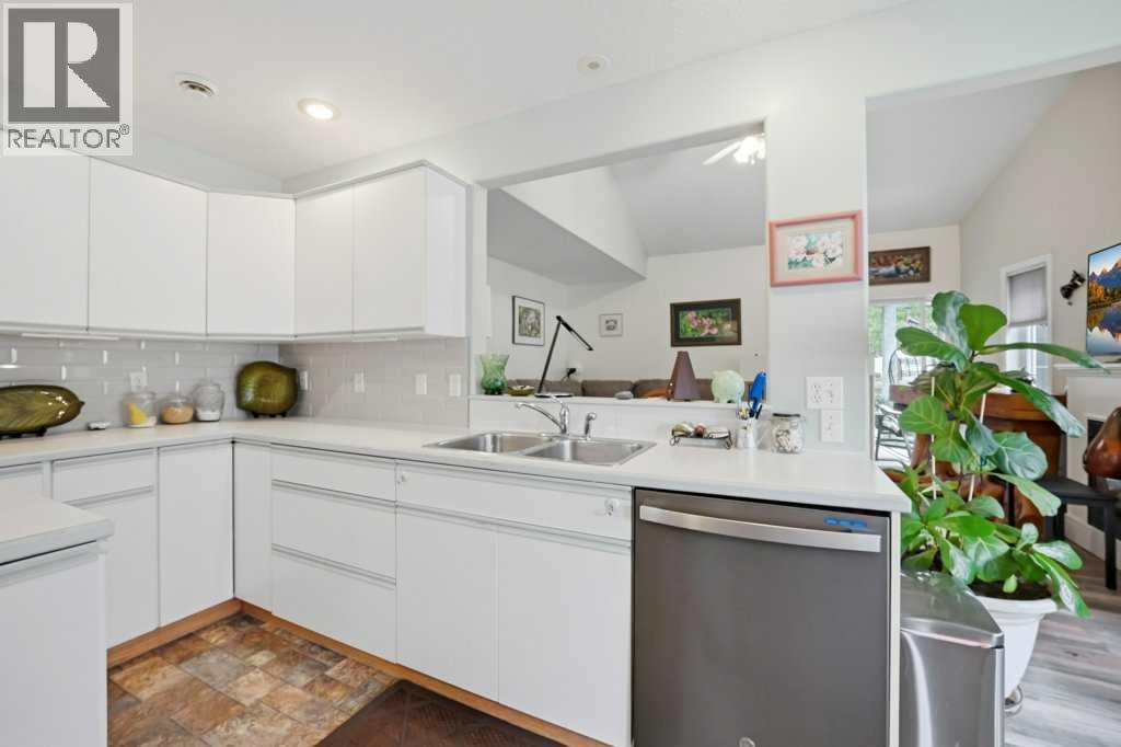 223B 3 Street SW - Image 12