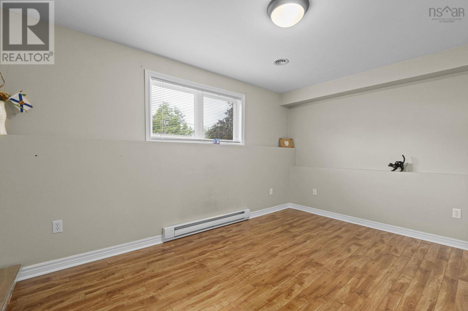 25 Sawyer Crescent - 20