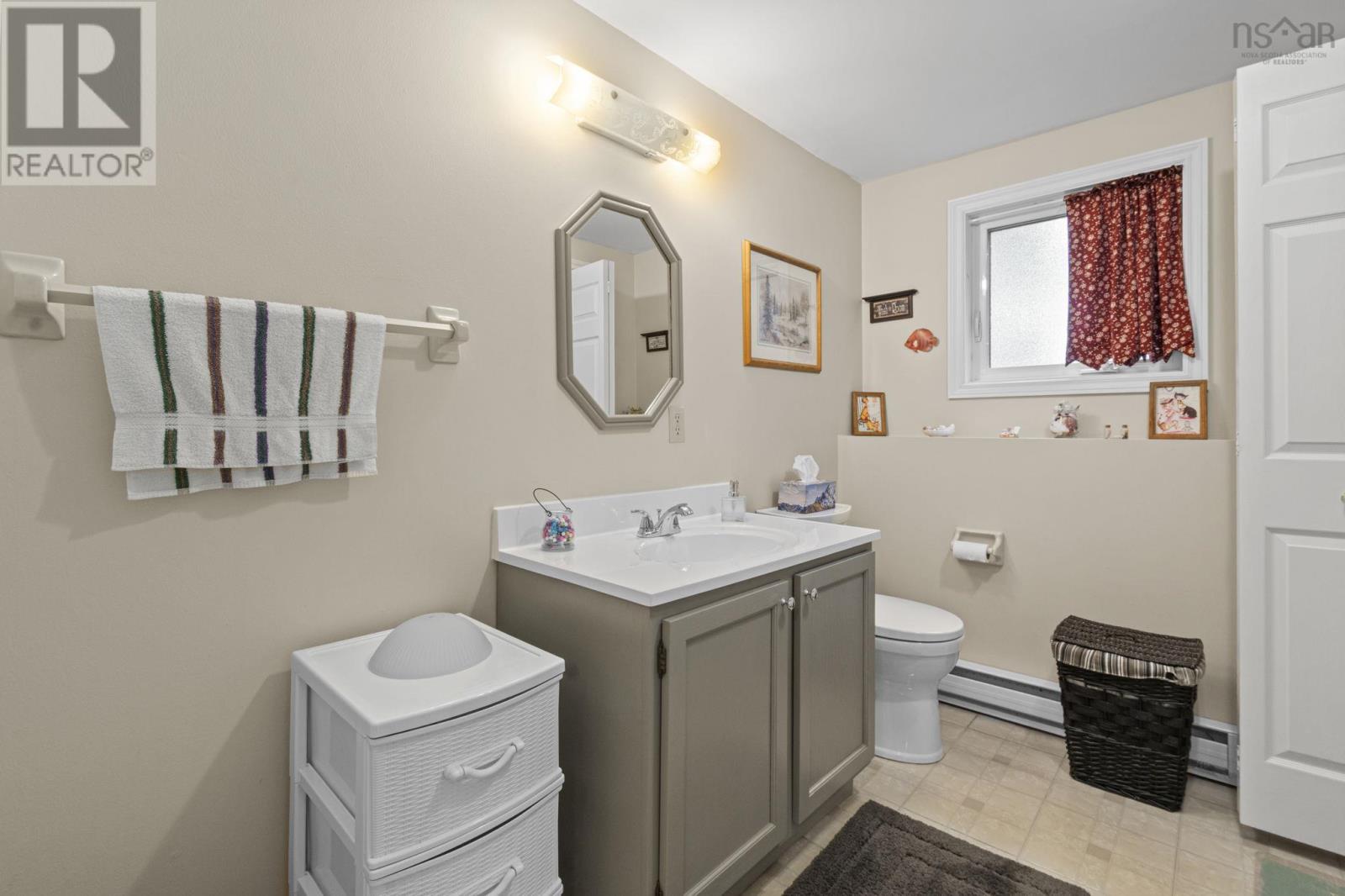 25 Sawyer Crescent - 18
