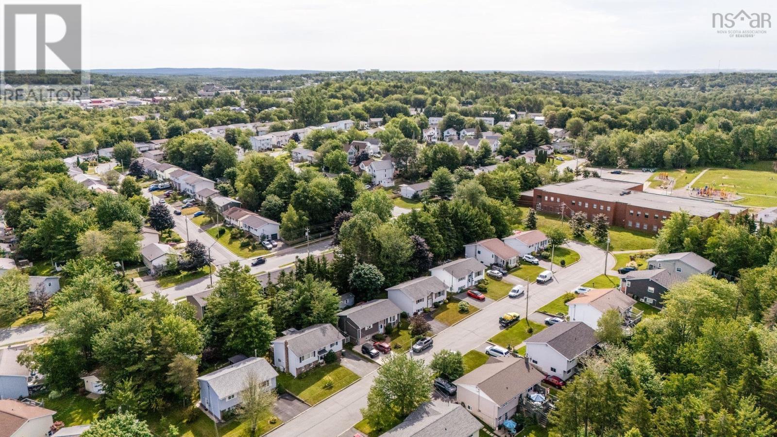 25 Sawyer Crescent - 35