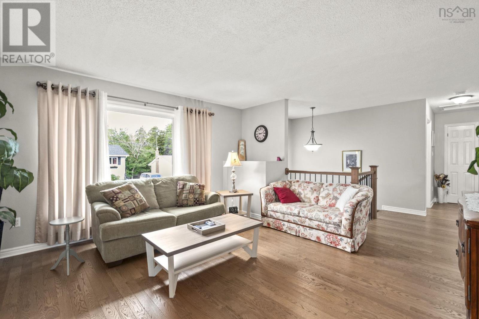 25 Sawyer Crescent - 6